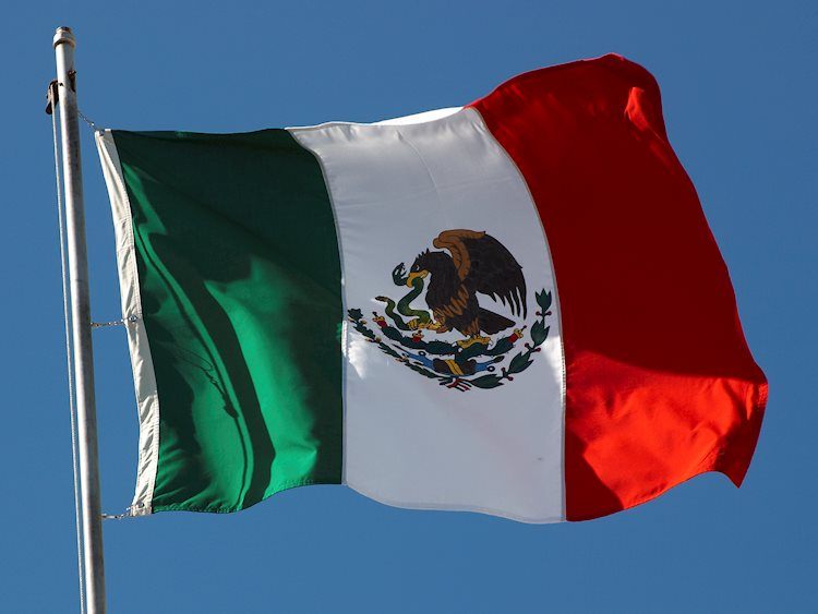 墨西哥央行将基准利率从10.50%上调至11.00%